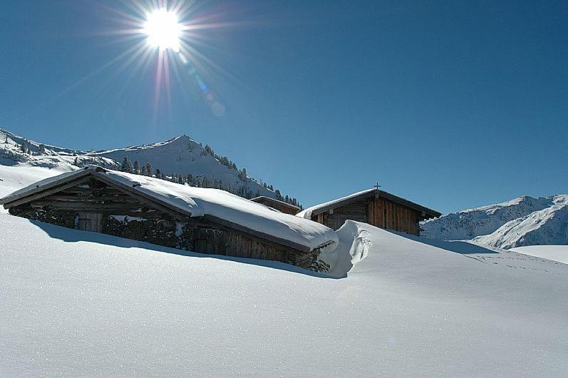 Jochberg Hoamatl Aparthotel Exterior photo